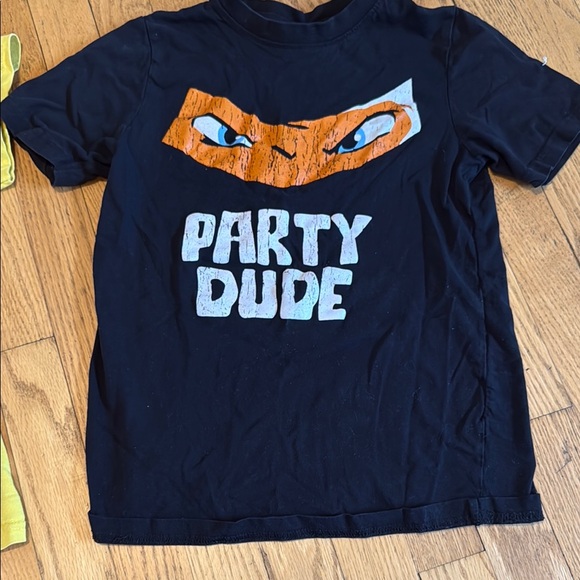 Nickelodeon Yellow and Black Kids Tees - Short Sleeve - Picture 5 of 8